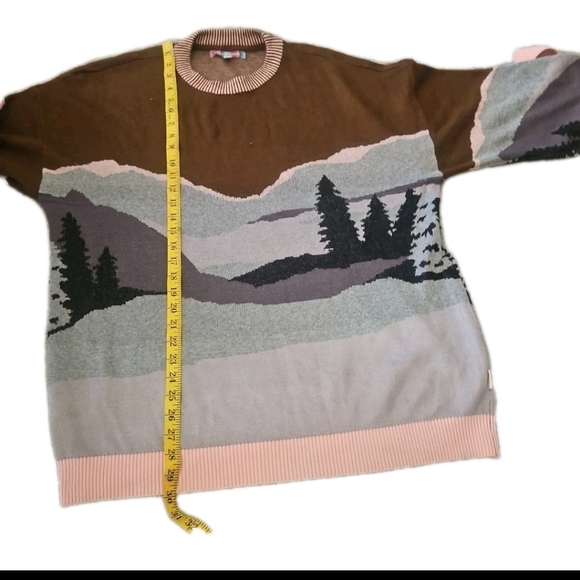 Urban Outfitters Unisex Landscape Crewneck Sweater L - Picture 9 of 9